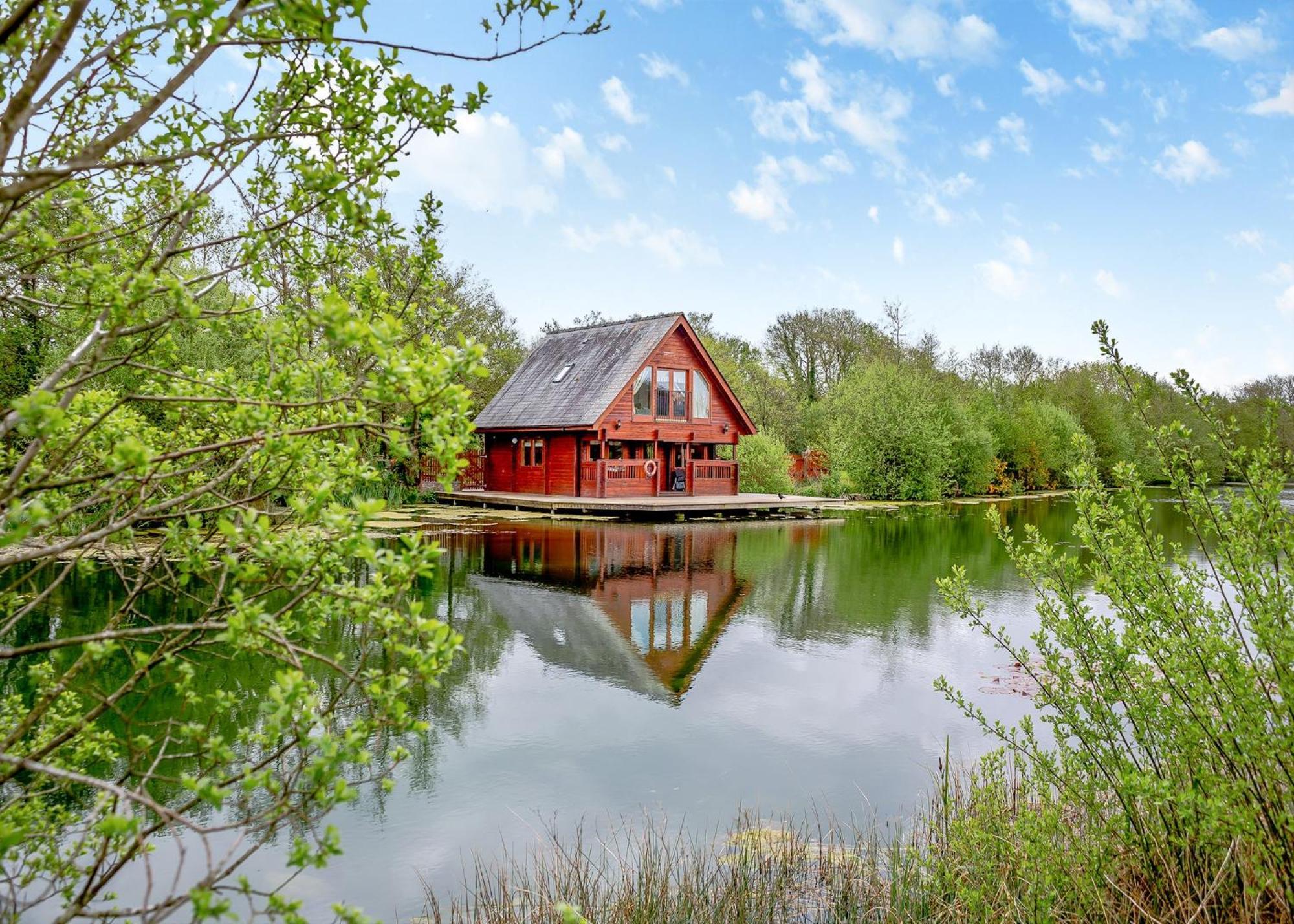 Anglesey Lakeside Lodges Менай-Бридж Екстер'єр фото